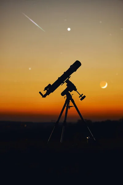 Silhouette Telescope Countryside Starry Skies — Foto Stock