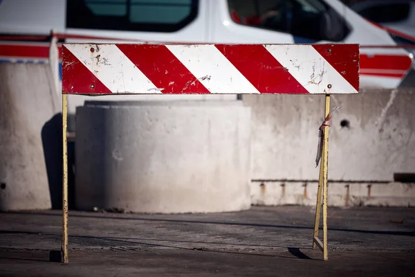 Δημόσια Έργα Οδοποιίας Και Πινακίδα Κλεισίματος — Φωτογραφία Αρχείου