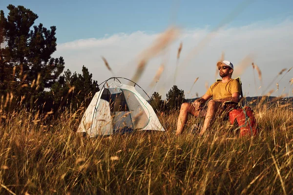 Man Camping Nature Unpacking Packing Small Tent Outdoors Recreation Hobbies — Stock Photo, Image