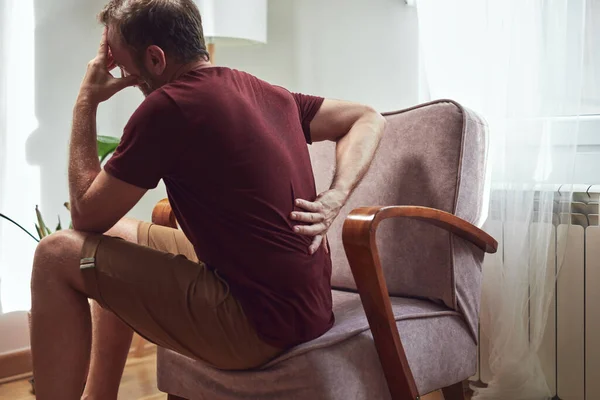 Hombre Con Dolor Espalda Hernia Disco Casa — Foto de Stock