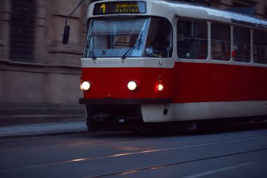 Çek Cumhuriyeti Praha 'da tramvay toplu taşımacılığı.