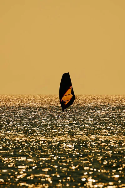 Windsurf Nas Águas Mar Aberto — Fotografia de Stock