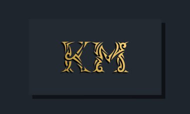 Lüks başlangıç harfleri KM logo tasarımı. Restoran, Kraliyet, Butik, Otel, Heraldik, Mücevher, Moda ve diğer vektör illüstrasyonları için kullanılacak