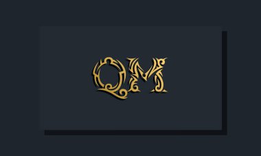 Şatafatlı başlangıç harfleri QM logo tasarımı. Restoran, Kraliyet, Butik, Otel, Heraldik, Mücevher, Moda ve diğer vektör illüstrasyonları için kullanılacak