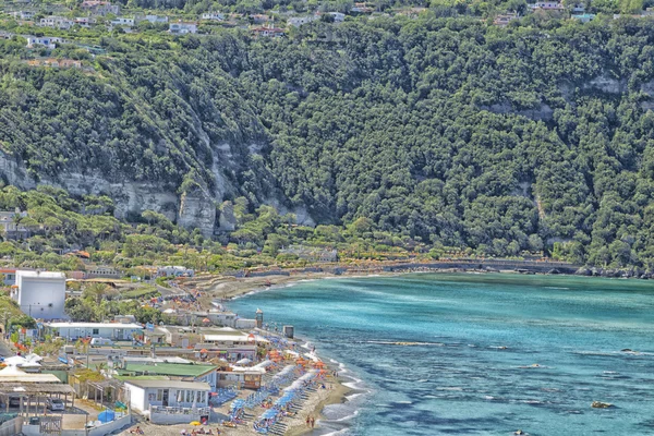 Vue de la plage de Citara sur l'île d'Ischia — Photo