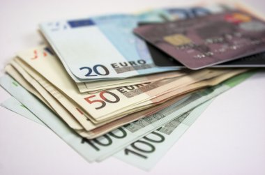 Euro banknot. kredi kartı.
