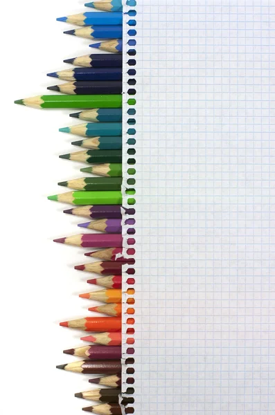 Bloco de notas. Crayons. — Fotografia de Stock
