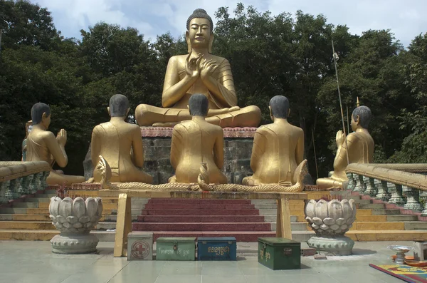Buddha. Phnom pros. kompong cham. Kambodža — Stock fotografie