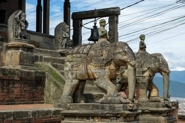 Des Éléphants Pierre Gardent Entrée Temple Uma Maheshwar Kirtipur Dans — Photo