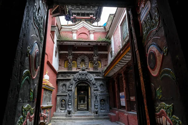 尼泊尔帕坦 2021年10月 Golden Temple 是一座建于12世纪的佛教修道院 于2021年10月3日在尼泊尔加德满都谷建成 — 图库照片