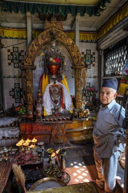 Bhaktapur, Nepal - Ekim 2021: Dipankar Vihar 'ın Bhaktapur' da 9 Ekim 2021 'de Katmandu Vadisi, Nepal.