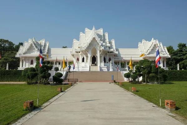 Lumbini Nepal November 2021 People Visiting Royal Thai Buddhist Monastery — 图库照片