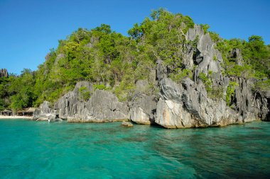 Coron, Filipinler - Mayıs 2022: 9 Mayıs 2022 'de Filipinler' in başkenti Palawan 'da ada atlaması.