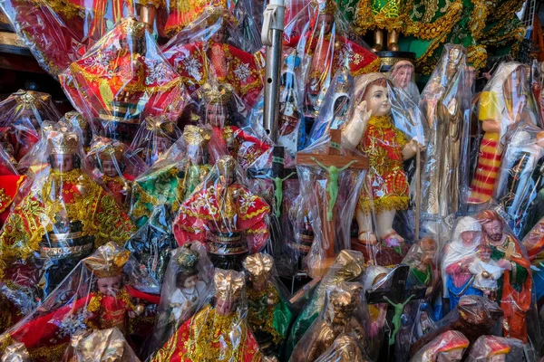Cebú Filipinas Mayo 2022 Estatuillas Santo Niño Frente Basílica Mayo — Foto de Stock