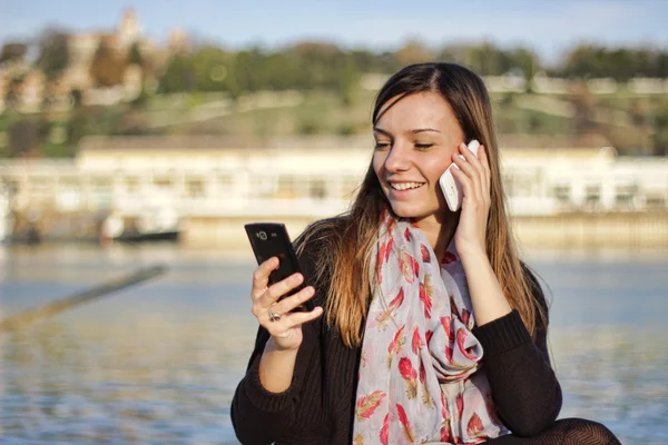 Ossessione per il telefono cellulare — Foto Stock