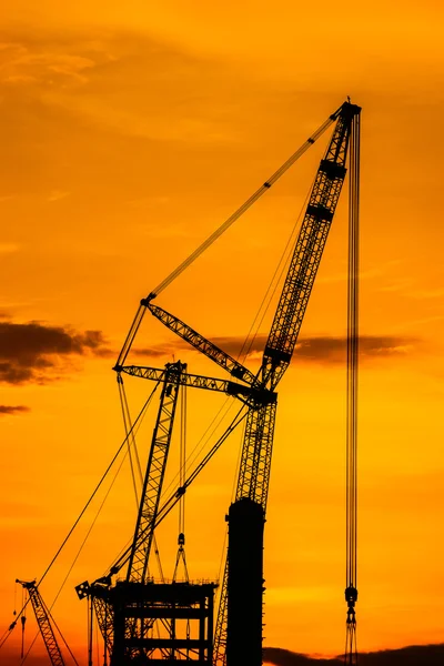 Silhouette de grue de construction — Photo