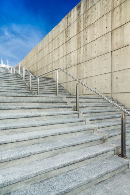 stadyum beton merdivenler