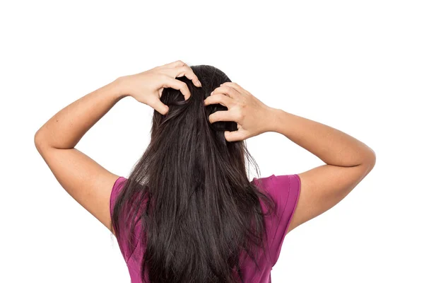 Mulheres Coceira Couro Cabeludo Coceira Seu Cabelo Fundo Branco — Fotografia de Stock