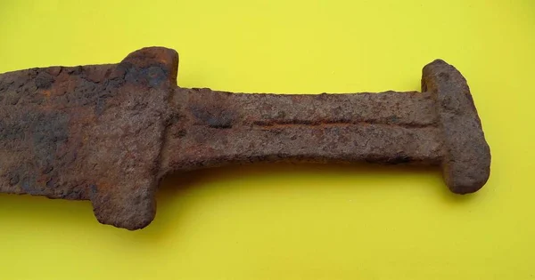 Λαβή Του Αρχαίου Σκυθικού Σπαθιού Του Στιλέτου Akinak Iii Αιώνες — Φωτογραφία Αρχείου