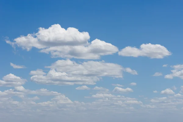 Bulutlu gün arka plan.