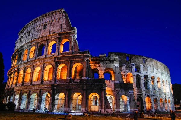 Colosseum, gece