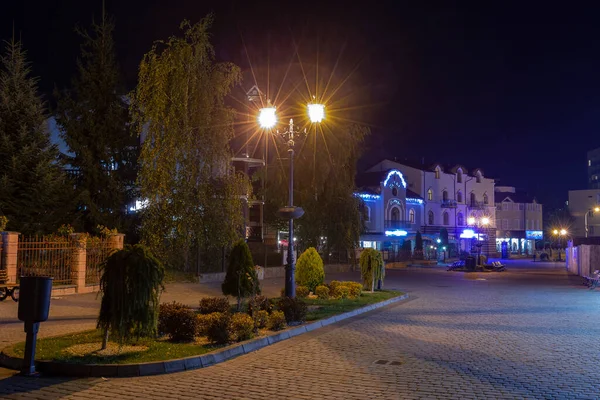 September 2021 Nachtstad Truskavets Oekraïne Truskavets Badplaats Nachts Taras Shevchenko — Stockfoto