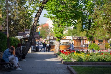 15 Mayıs 2021. Spring Resort kasabası Truskavets. Central City Parkı. Torosevich Bulvarı