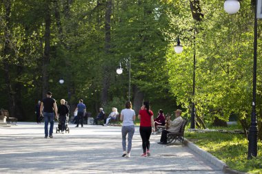 15 Mayıs 2021. Spring Resort kasabası Truskavets. Central City Parkı. Torosevich Bulvarı