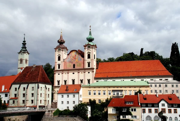 Steyr, Austria: Jesuit and Spitlskirche Churches — Stock Photo, Image
