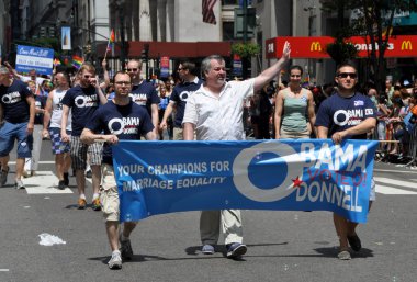 NYC: n y Devlet Temsilcisi daniel o'donnell, 2012 gay pride parade