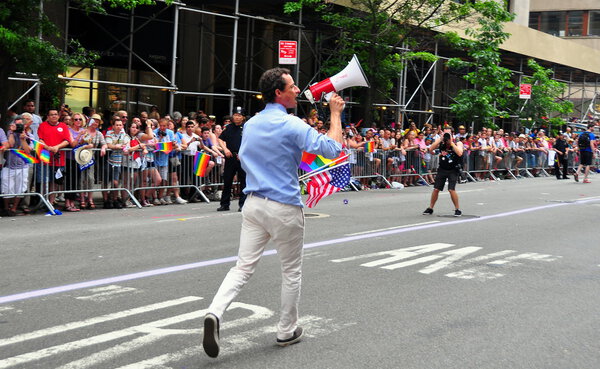 NYC: Former mayoral candidate Anthony Weiner at Gay Pride Parade