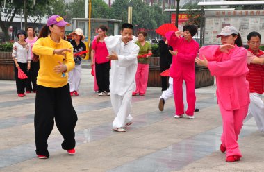 pengzhou, Çin: tai yapan insanlar ' chi