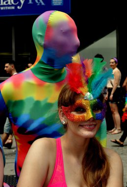 NYC: 2013 gay pride parade, renkli insanları