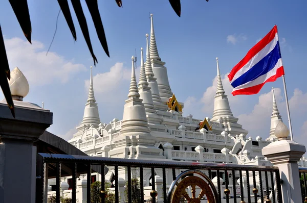 Samut prakan, Thajsko: wat asoke — Stock fotografie