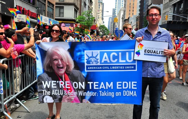 NYC: ACLU Marchers at Gay Pride Parade — Stock Photo, Image