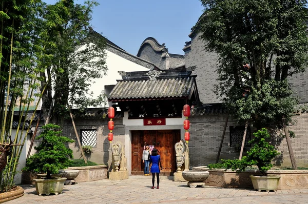 Chengdu, China: Courtyard House en Long Tan Water Village — Foto de Stock