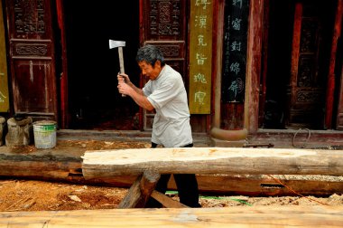 Langzhong antik kenti, Çin: adam Ahşap Doğrama