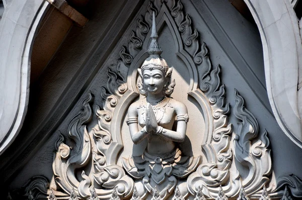 Bangkok, Thailand: Praying Aponsi Figure at Wat Hua Lamphong — Stock Photo, Image