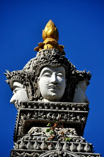 Chiangmai, Thailand: Buddha am Wat Bupparam Gesichter — Stockfoto