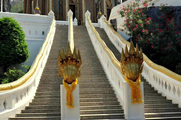 Saraburi, Thailandia: Wat Phra Phutthabat Triple Staircase — Foto Stock