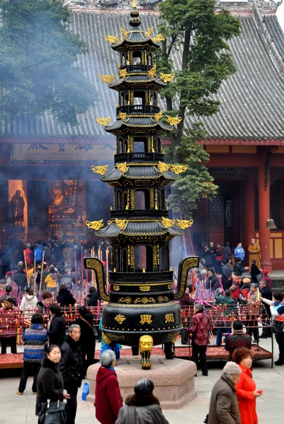 Pengzhou, China: Courtyard of Long Xing Monastery with People and Brazier Pagoda — Stock Photo, Image