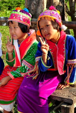 Chiang mai, Tayland: iki kabilesi tepenin küçük kızlar