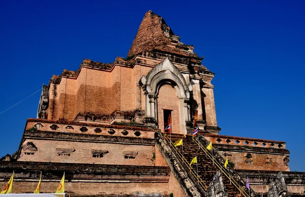 Chiang Mai, Thailand: Wat Chedi Luang — Stockfoto