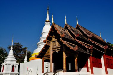 Chiang mai, Tayland: beyaz chedi ve vihan Salonu, wat phra singh
