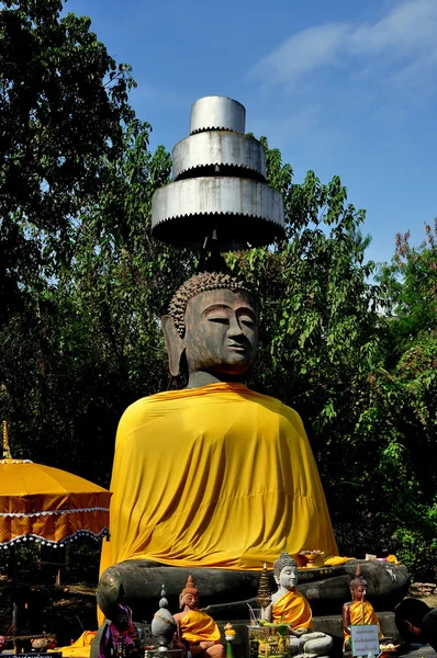 Chiang mai, thailand: steinerner Buddha im wat that khao — Stockfoto