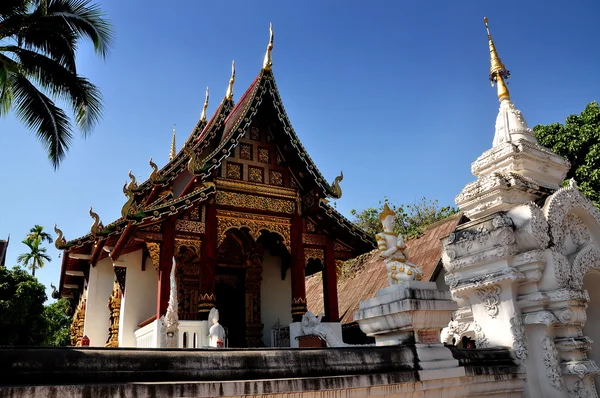 Chiang Mai, Tailândia: Vihan Hall em Wat Chang Taem — Fotografia de Stock