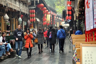 Chengdu, Çin: insanlar jin li street ziyaret