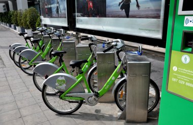 Bangkok, Tayland: krungsri banka genel Kiralık bisikletler