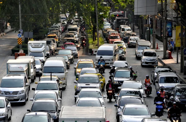 Bangkok, Thailand: Evening Rush Hour Traffic — Stock Photo, Image
