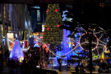 Bangkok, Tayland: Noel süsleri, Orta Dünya